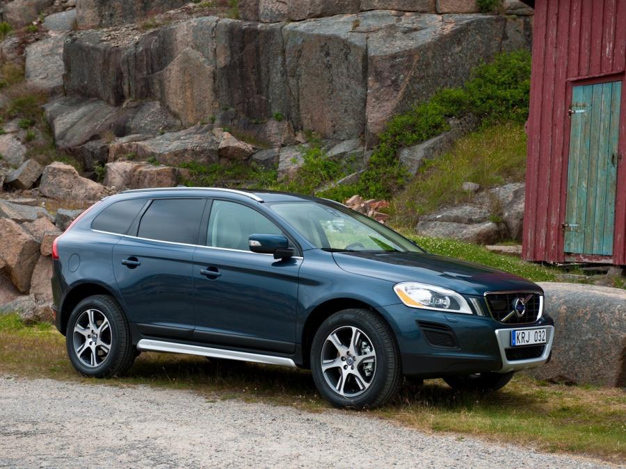  Volvo XC60 D3 2009 года  (фото 4 из 12)